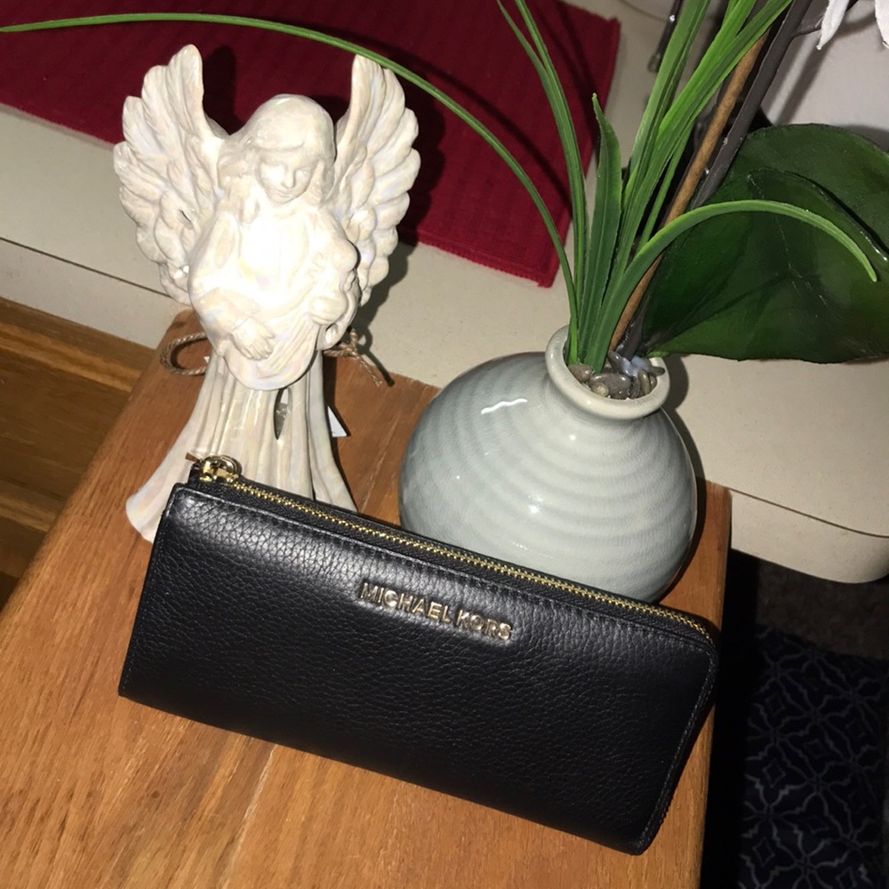 Michael Kors 💵 wallet - Picture 4 of 5